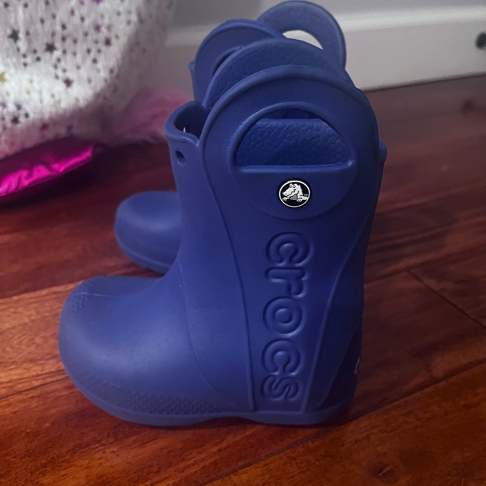 CROCS- KIDS’ HANDLE IT RAIN BOOT